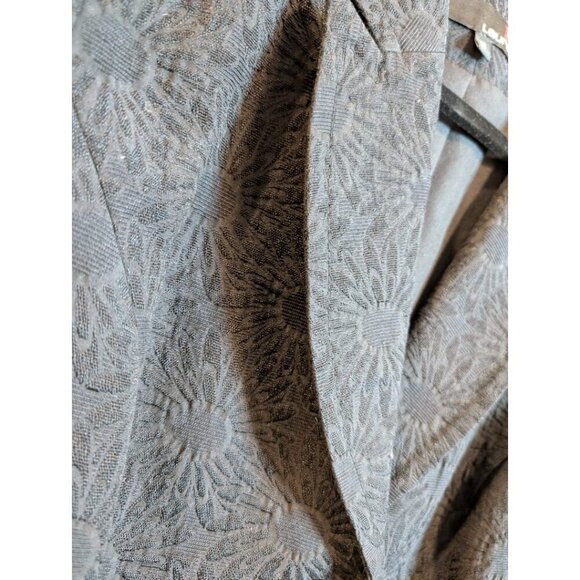 Beautiful Laura Textured Blazer | Size 18 - Picture 3 of 9